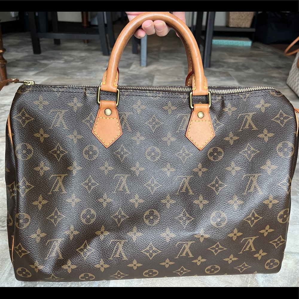 Louis Vuitton Speedy 35 Monogram ❌SOLD❌